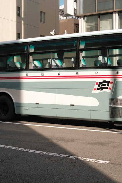 Planning a Wedding? Here’s Why You Need a Charter Bus